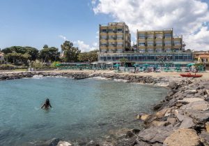 hotel diano marina