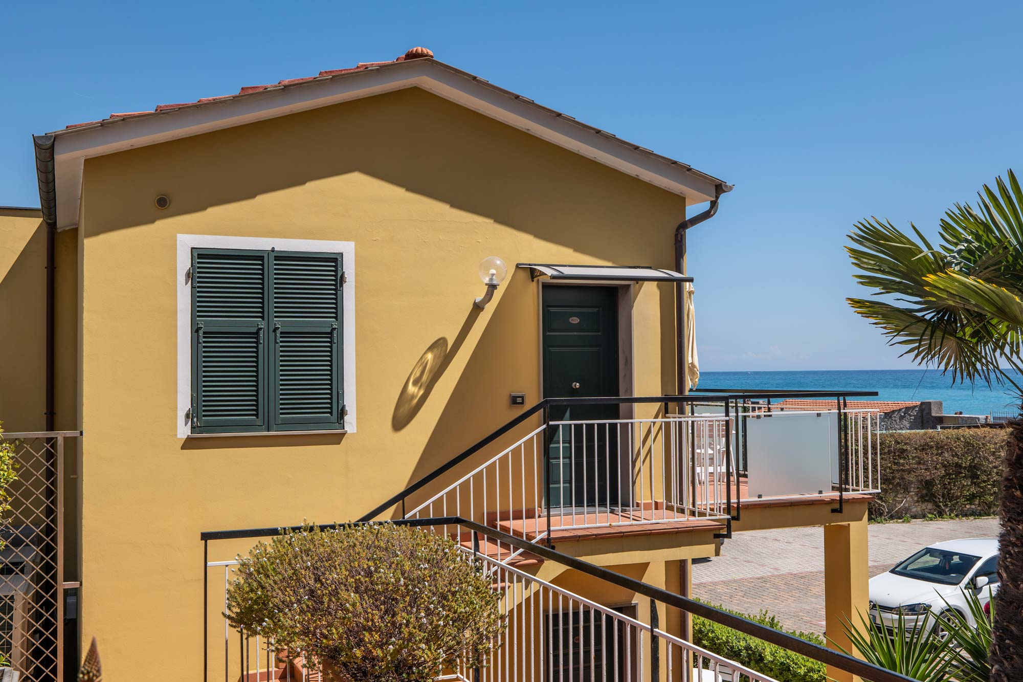 Foto-Appartamento-Superirore appartamenti a diano marina - casetta